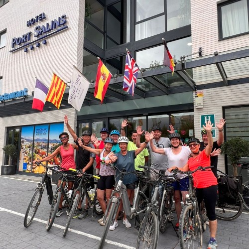 Cycle trip with friends and stay in 4 star boutiquehotels in Spain