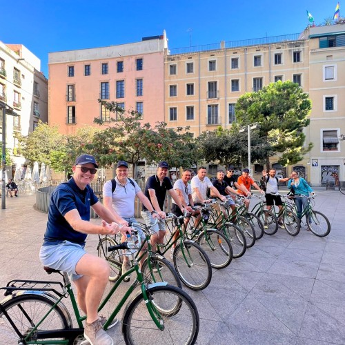 Teambuilding in Barcelona. Biketrip with flemish guides